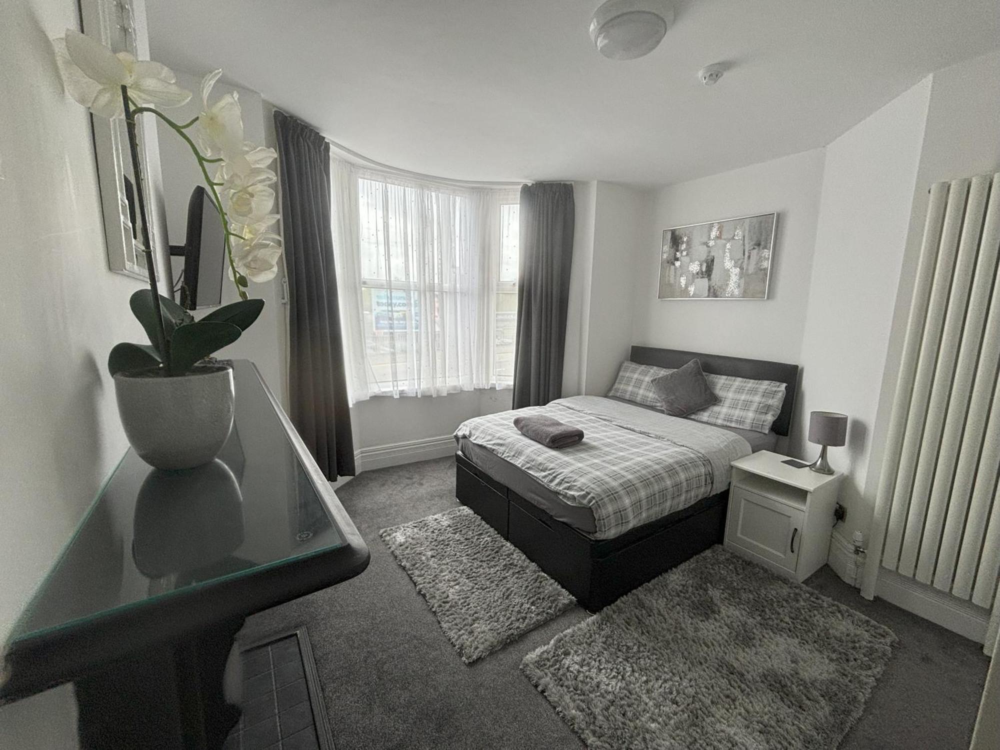 Copperfield Apartment คาร์ดิฟฟ์ ภายนอก รูปภาพ