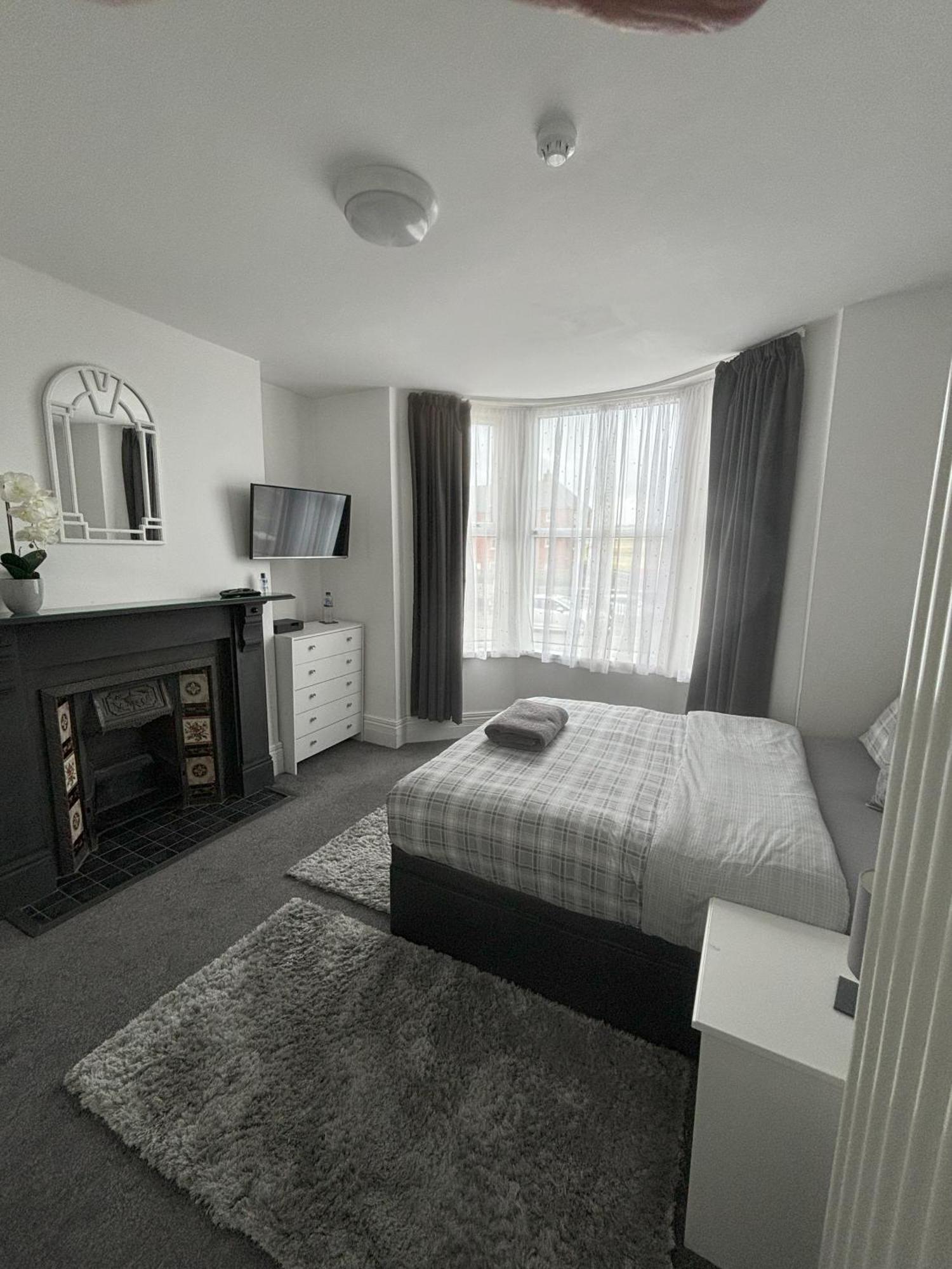 Copperfield Apartment คาร์ดิฟฟ์ ภายนอก รูปภาพ