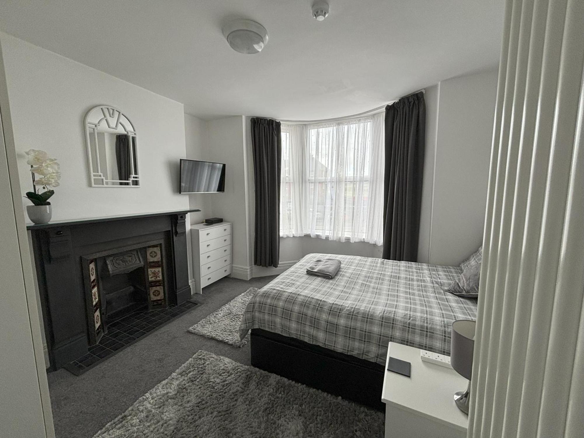 Copperfield Apartment คาร์ดิฟฟ์ ภายนอก รูปภาพ