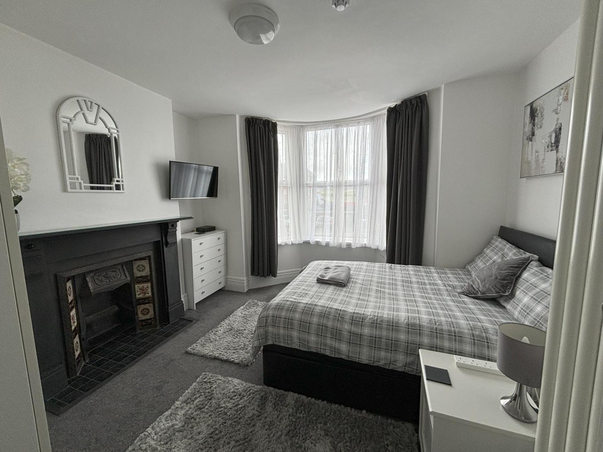 Copperfield Apartment คาร์ดิฟฟ์ ภายนอก รูปภาพ